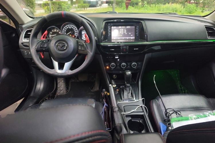 Used Mazda Atenza 2015 2.5L Blue Sky Sport Edition Center Console