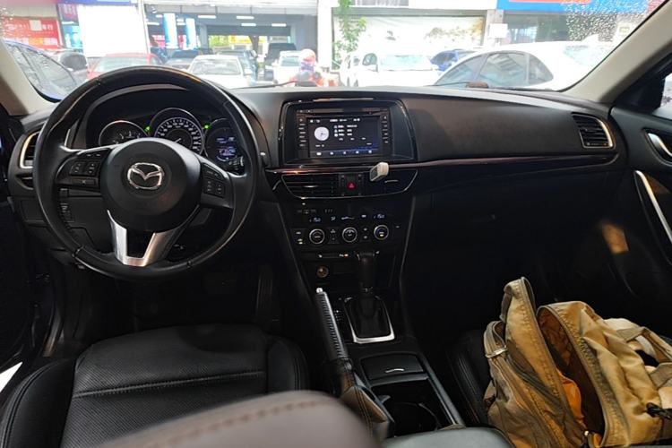 Used Mazda Atenza 2015 2.5L Blue Sky Prestige Edition Center Console