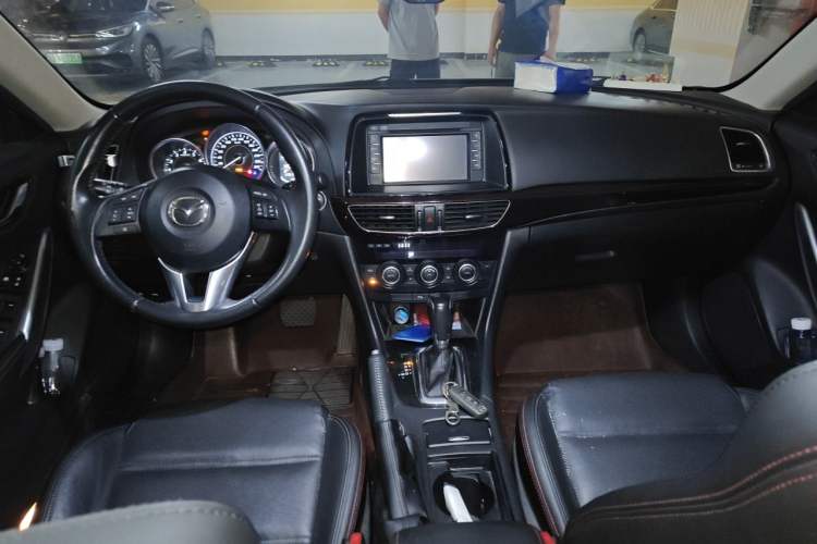 Used Mazda Atenza 2015 2.5L Blue Sky Sport Edition Center Console