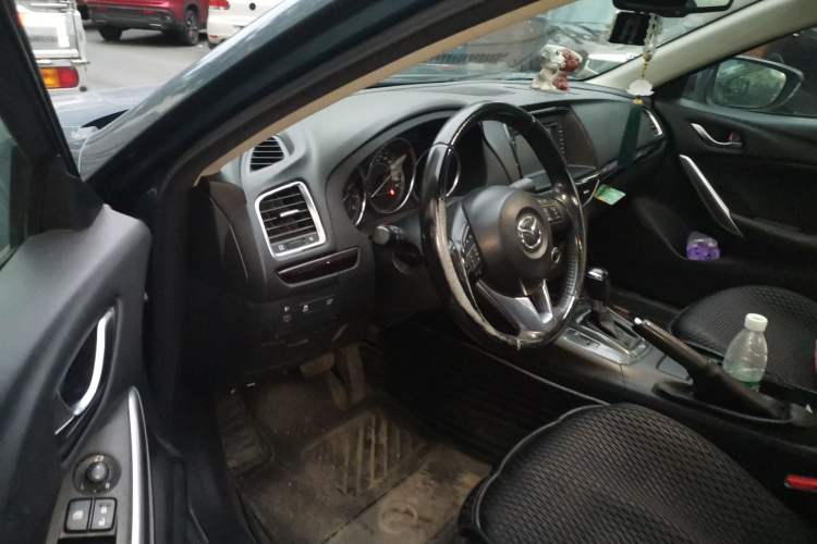 Used Mazda Atenza 2015 2.5L Blue Sky Sport Edition Driver Seat