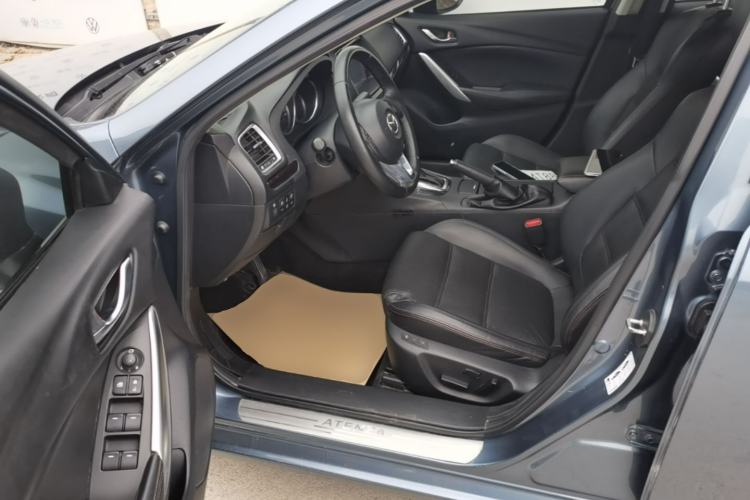 Used Mazda Atenza 2015 2.0L Blue Sky Luxury Edition Driver Seat