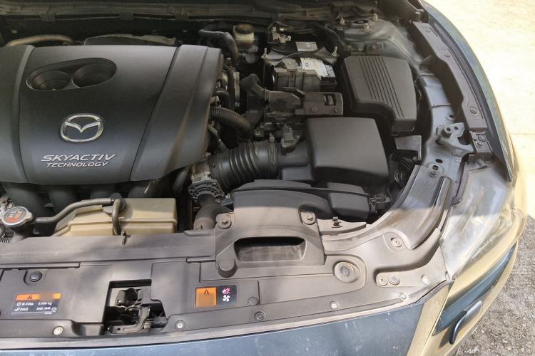 Used Mazda Atenza 2015 2.5L Blue Sky Prestige Edition Engine Bay Left