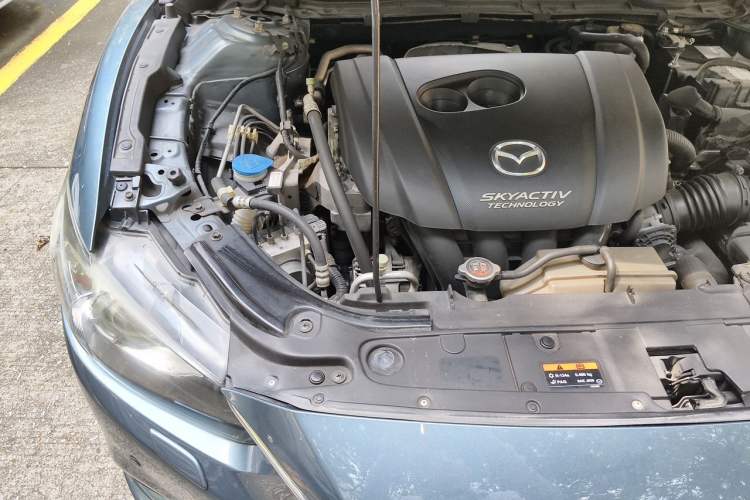 Used Mazda Atenza 2015 2.5L Blue Sky Prestige Edition Engine Bay Right