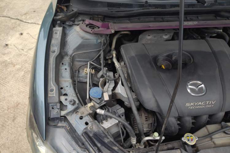 Used Mazda Atenza 2015 2.5L Blue Sky Prestige Edition Engine Bay Right