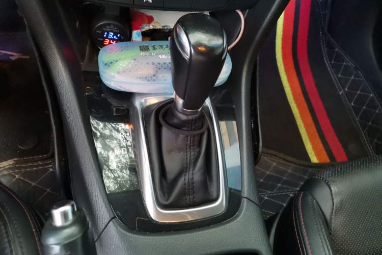 Used Mazda Atenza 2015 2.0L Blue Sky Luxury Edition Gear Lever