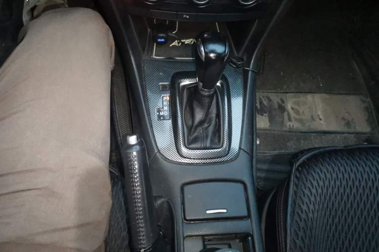 Used Mazda Atenza 2015 2.5L Blue Sky Sport Edition Gear Lever
