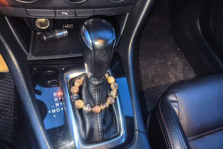 Used Mazda Atenza 2015 2.0L Blue Sky Luxury Edition Gear Lever