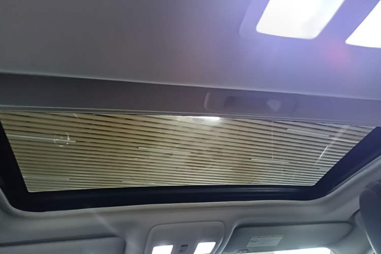 Used Mazda Atenza 2015 2.5L Blue Sky Sport Edition Headliner