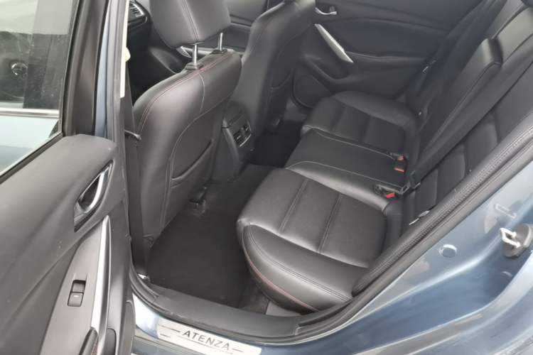 Used Mazda Atenza 2015 2.0L Blue Sky Luxury Edition Left Rear Seat