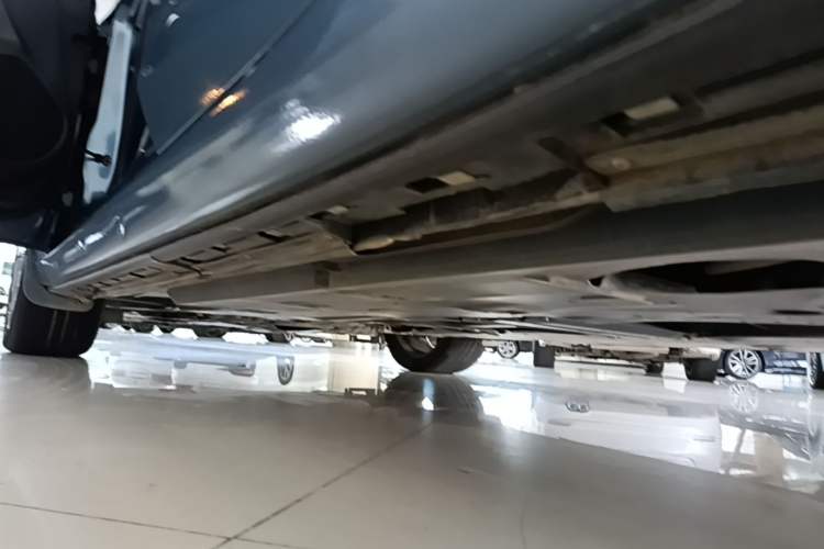 Used Mazda Atenza 2015 2.5L Blue Sky Sport Edition Left Side Sill
