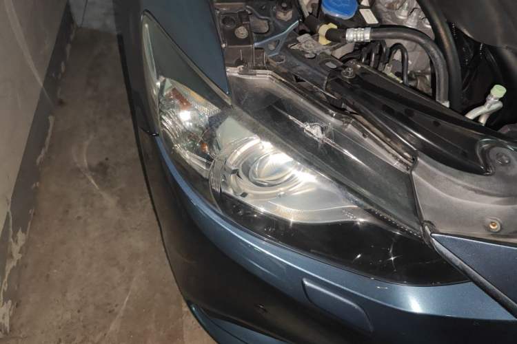 Used Mazda Atenza 2015 2.5L Blue Sky Prestige Edition Right Front Headlight