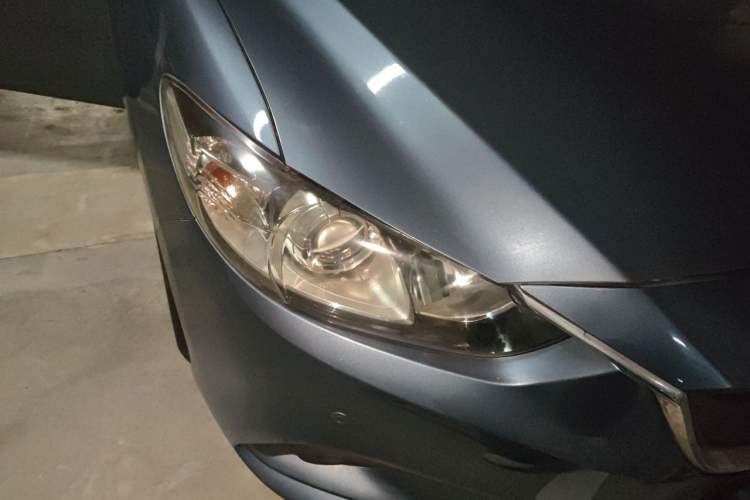 Used Mazda Atenza 2015 2.0L Blue Sky Luxury Edition Right Front Headlight