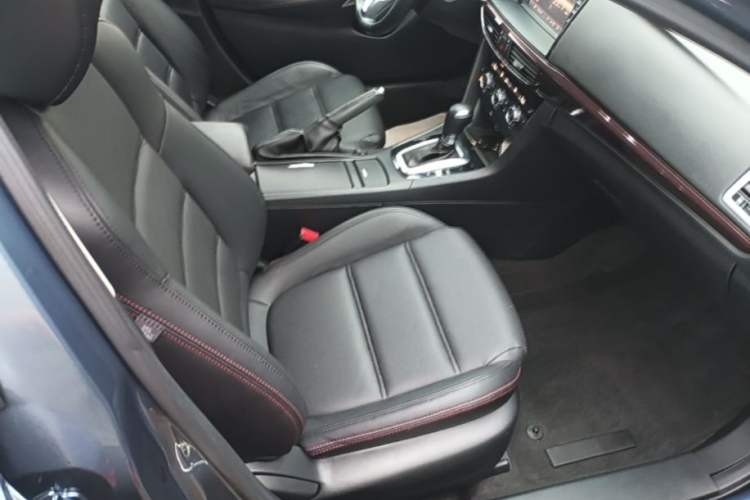 Used Mazda Atenza 2015 2.5L Blue Sky Sport Edition Right Front Seat