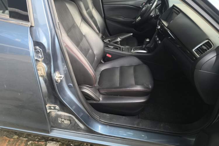 Used Mazda Atenza 2015 2.5L Blue Sky Sport Edition Right Front Seat