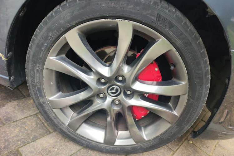 Used Mazda Atenza 2015 2.5L Blue Sky Sport Edition Right Front Wheel Hub