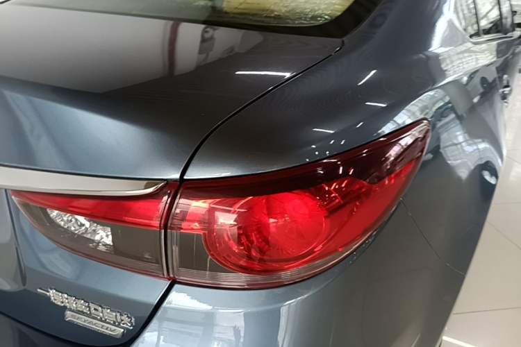 Used Mazda Atenza 2015 2.5L Blue Sky Sport Edition Right Rear Taillight