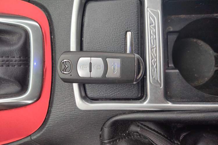 Used Mazda Atenza 2015 2.5L Blue Sky Prestige Edition Vehicle Key