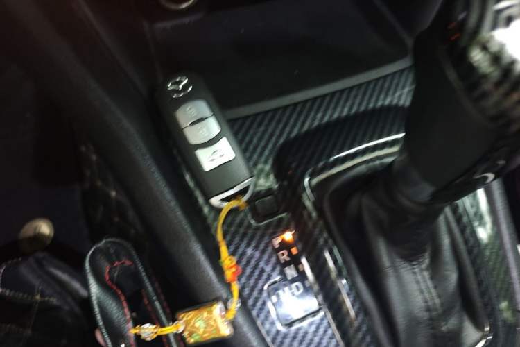 Used Mazda Atenza 2015 2.5L Blue Sky Sport Edition Vehicle Key
