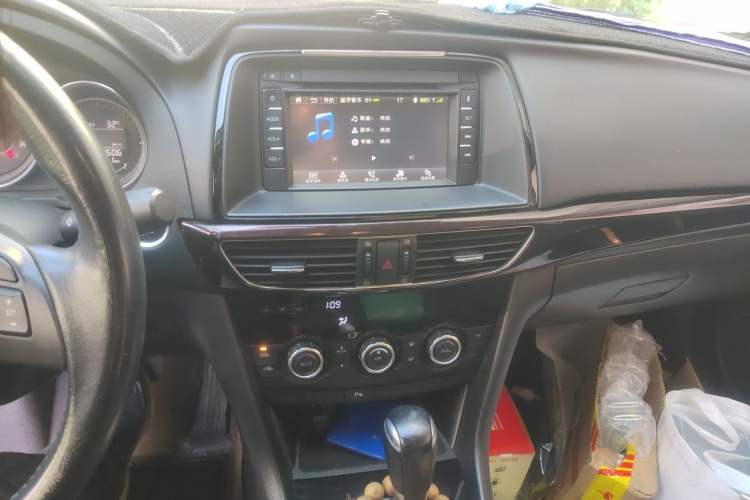 Used Mazda Atenza 2015 2.0L Blue Sky Luxury Edition Audio And AC Panel
