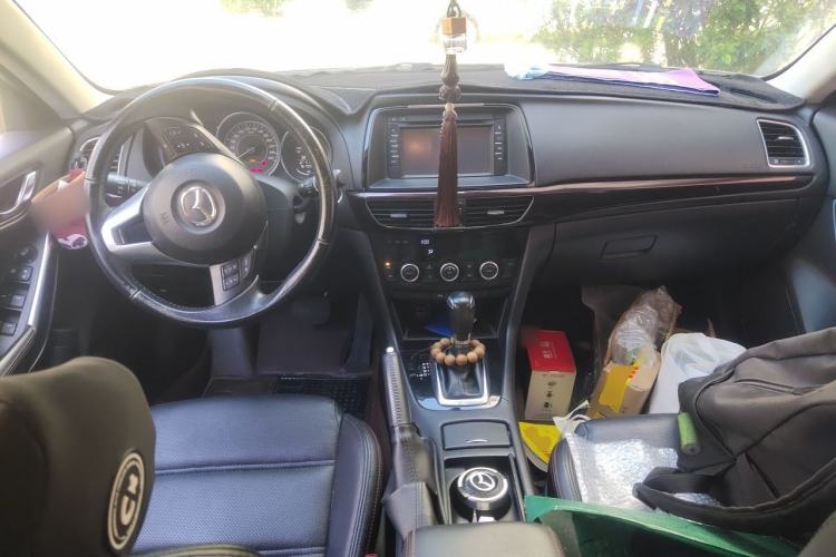 Used Mazda Atenza 2015 2.0L Blue Sky Luxury Edition Center Console
