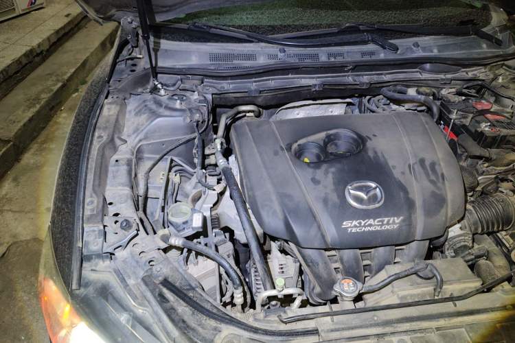 Used Mazda Atenza 2015 2.5L Blue Sky Prestige Edition Engine Bay Right
