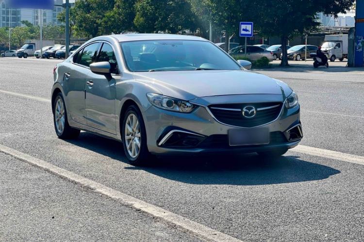 Used Mazda Atenza 2015 2.0L Blue Sky Luxury Edition Exterior 2