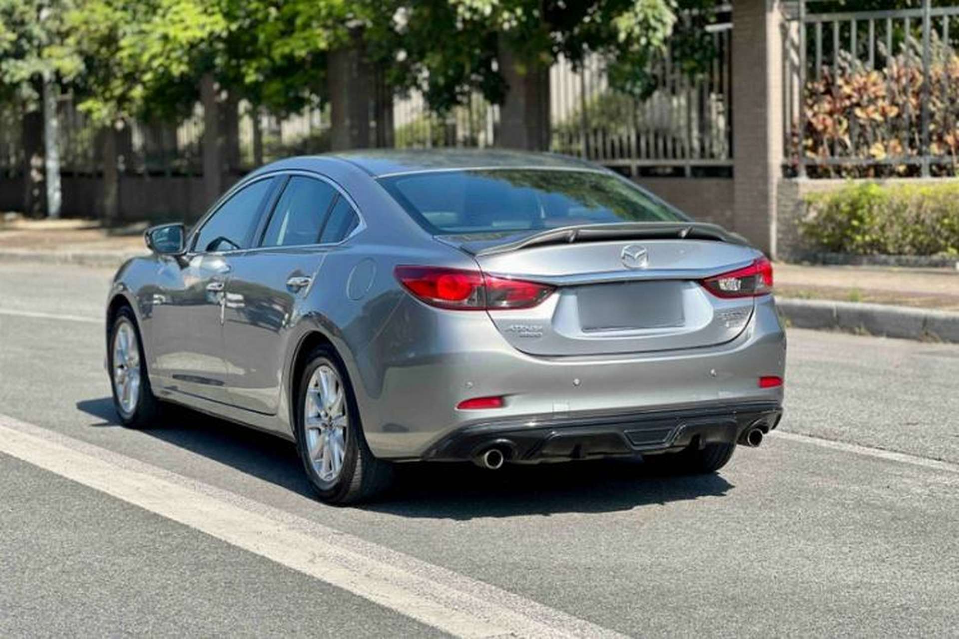 Used Mazda Atenza 2015 2.0L Blue Sky Luxury Edition Exterior 3