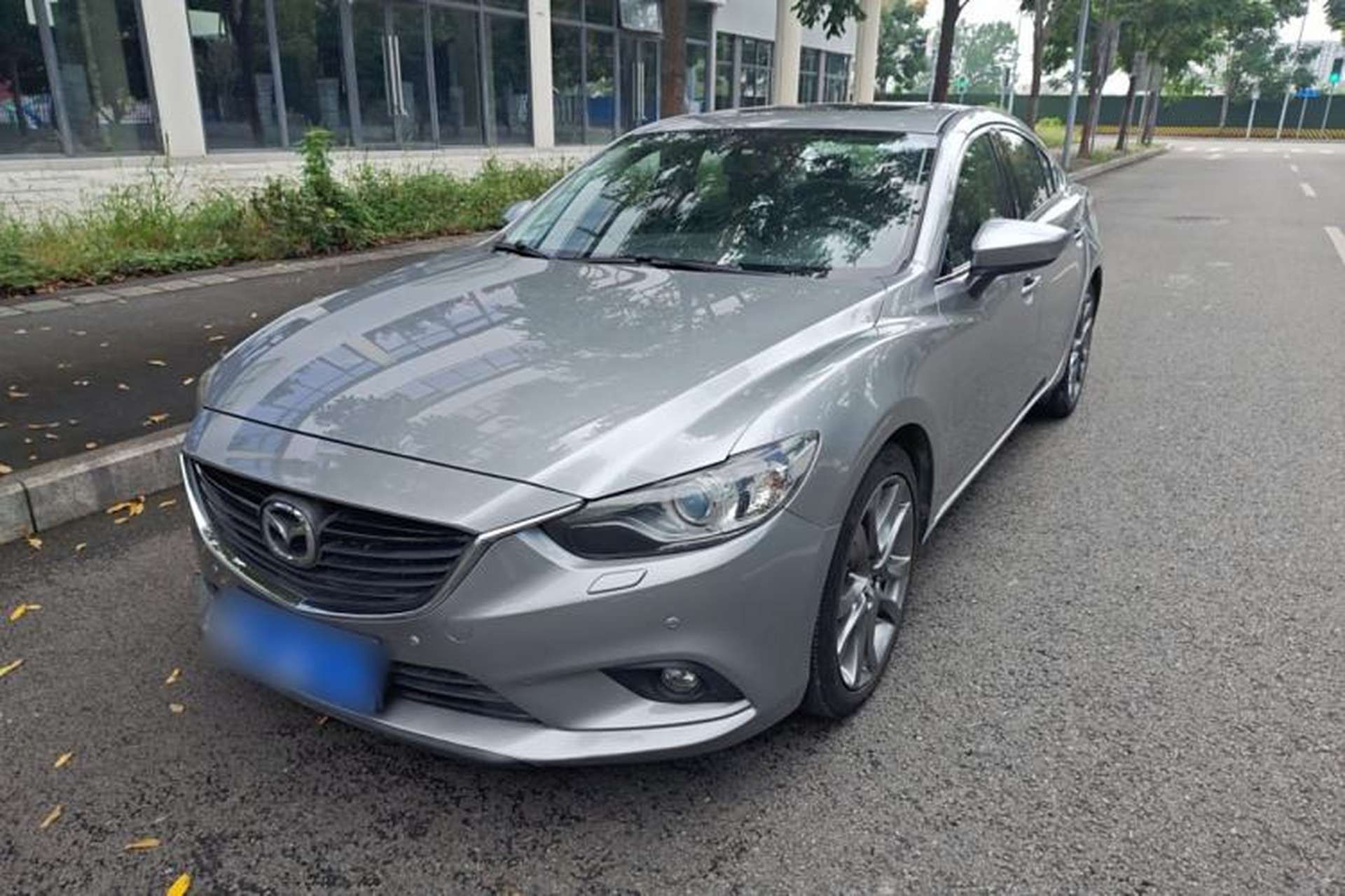 Used Mazda Atenza 2015 2.5L Blue Sky Prestige Edition Front Left 45 Deg