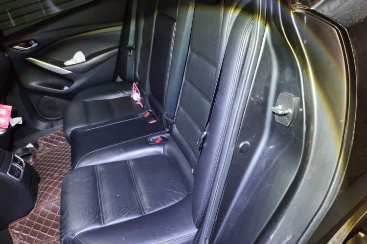 Used Mazda Atenza 2015 2.5L Blue Sky Prestige Edition Left Rear Seat