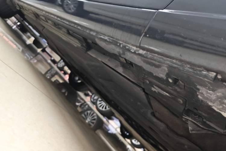 Used Mazda Atenza 2015 2.5L Blue Sky Prestige Edition Right Side Sill