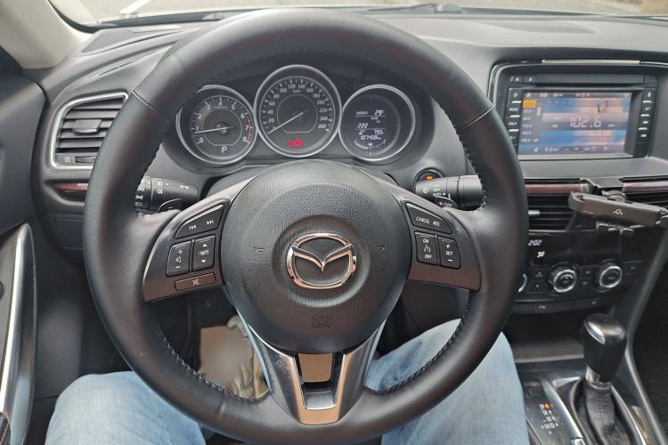 Used Mazda Atenza 2015 2.5L Blue Sky Prestige Edition Steering Wheel