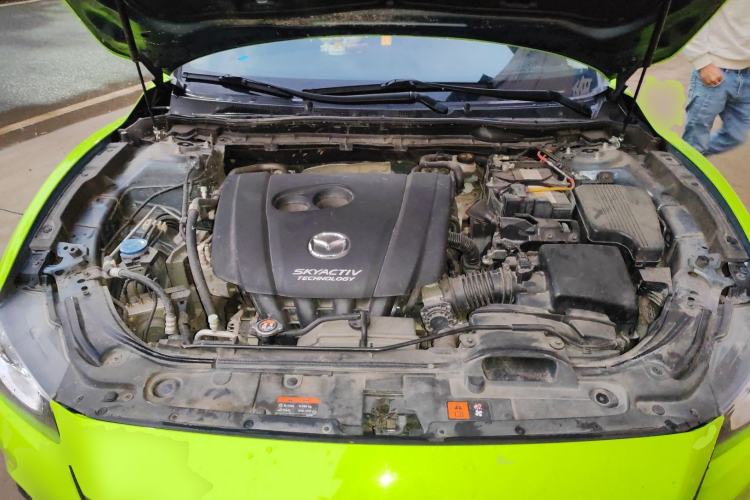 Used Mazda Atenza 2015 2.0L Blue Sky Luxury Edition Engine Bay