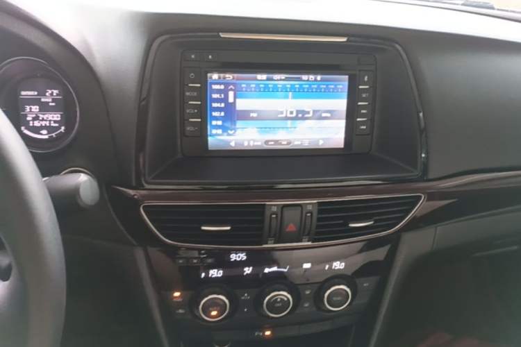 Used Mazda Atenza 2015 2.0L Blue Sky Luxury Edition Audio And AC Panel