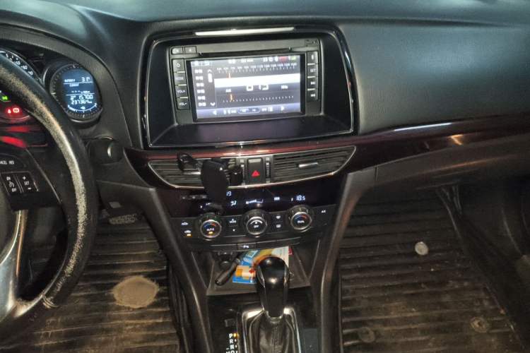 Used Mazda Atenza 2015 2.0L Blue Sky Luxury Edition Audio And AC Panel