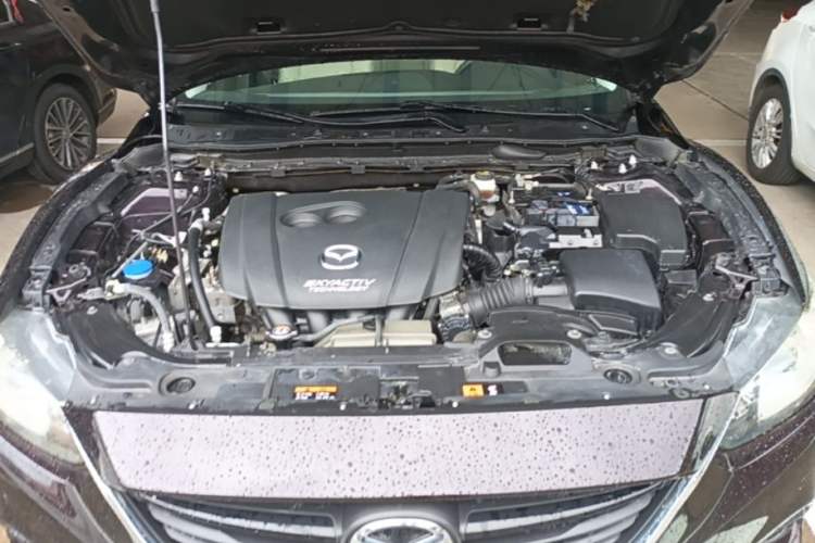 Used Mazda Atenza 2015 2.0L Blue Sky Luxury Edition Engine Bay