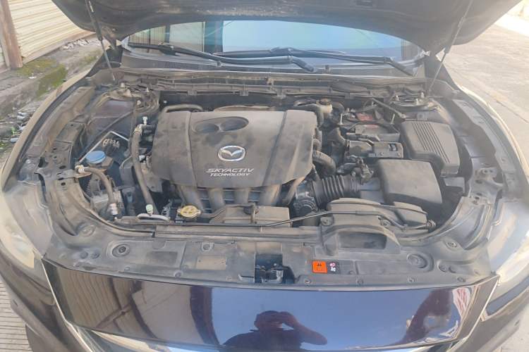 Used Mazda Atenza 2015 2.0L Blue Sky Luxury Edition Engine Bay