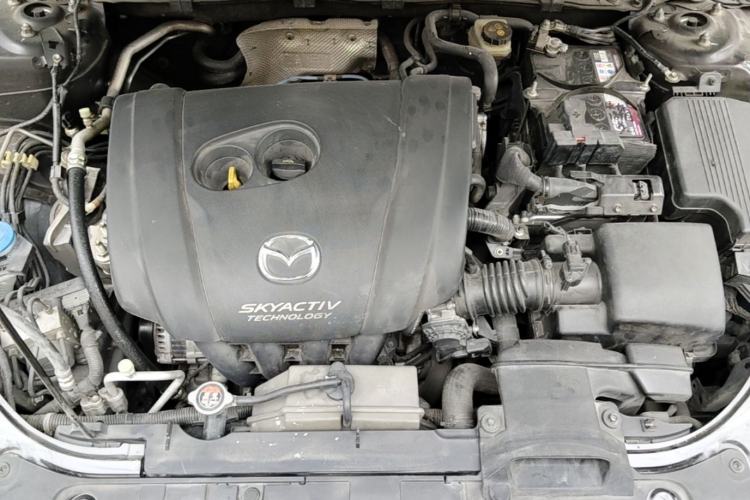 Used Mazda Atenza 2015 2.0L Blue Sky Luxury Edition Engine Bay