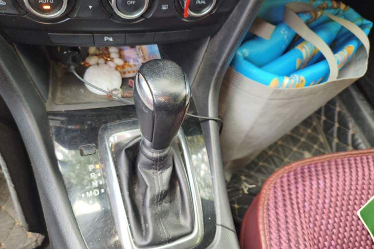 Used Mazda Atenza 2015 2.0L Blue Sky Luxury Edition Gear Lever