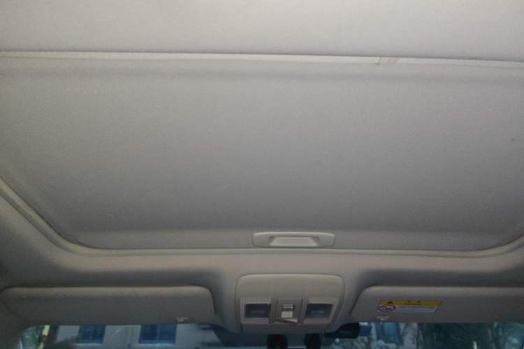 Used Mazda Atenza 2015 2.0L Blue Sky Luxury Edition Headliner