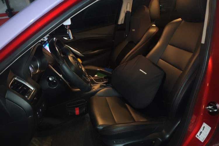 Used Mazda Atenza 2015 2.0L Blue Sky Luxury Edition Left Front Seat