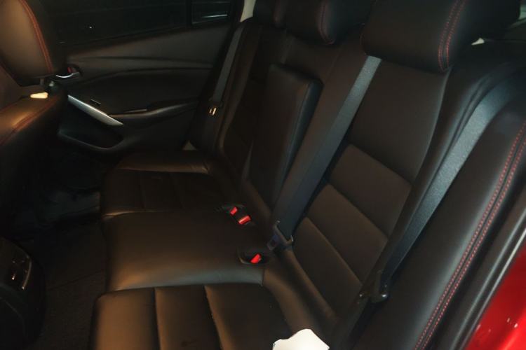 Used Mazda Atenza 2015 2.0L Blue Sky Luxury Edition Left Rear Seat
