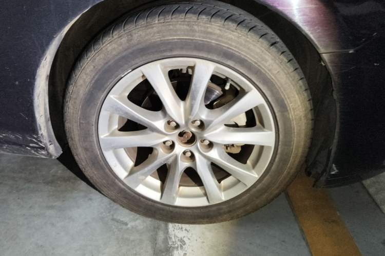 Used Mazda Atenza 2015 2.0L Blue Sky Luxury Edition Right Front Wheel Hub