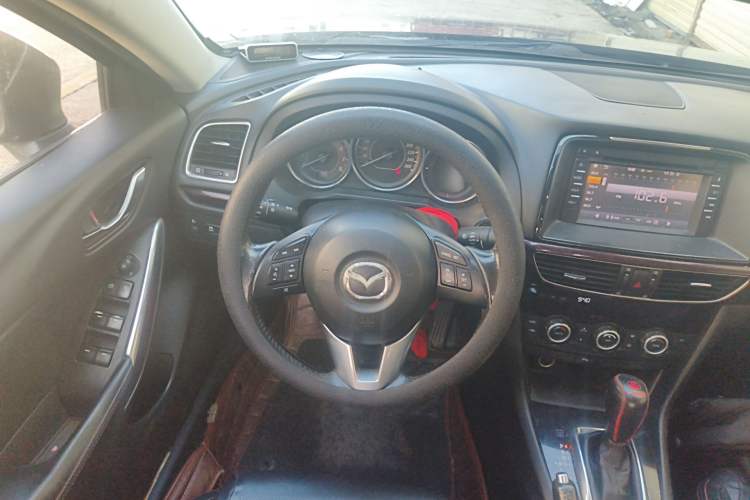 Used Mazda Atenza 2015 2.0L Blue Sky Luxury Edition Steering Wheel