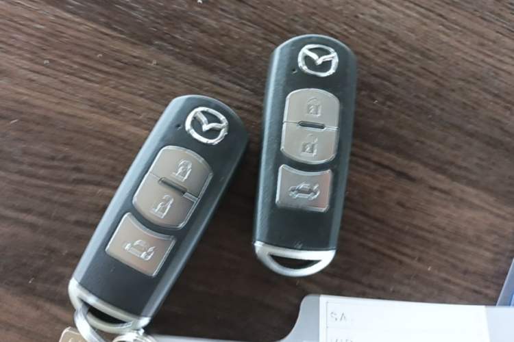 Used Mazda Atenza 2015 2.0L Blue Sky Luxury Edition Vehicle Key