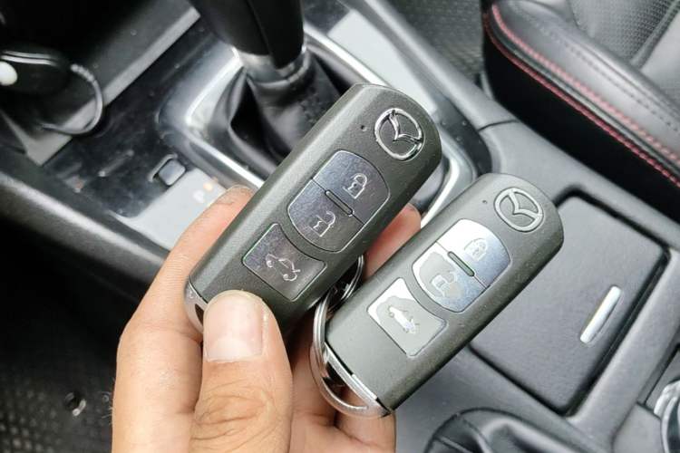 Used Mazda Atenza 2015 2.0L Blue Sky Luxury Edition Vehicle Key