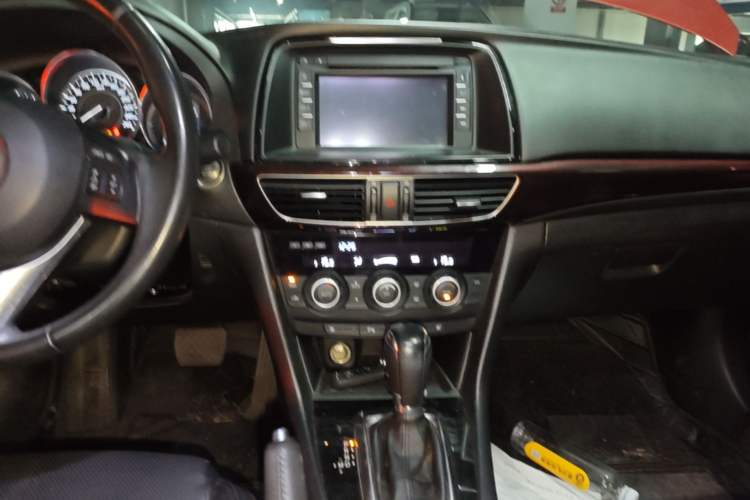 Used Mazda Atenza 2015 2.5L Blue Sky Prestige Edition Audio And AC Panel