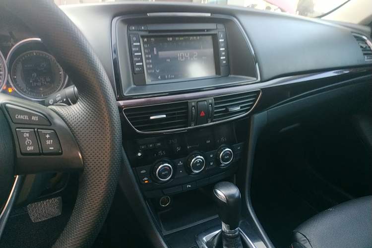 Used Mazda Atenza 2015 2.5L Blue Sky Sport Edition Audio And AC Panel