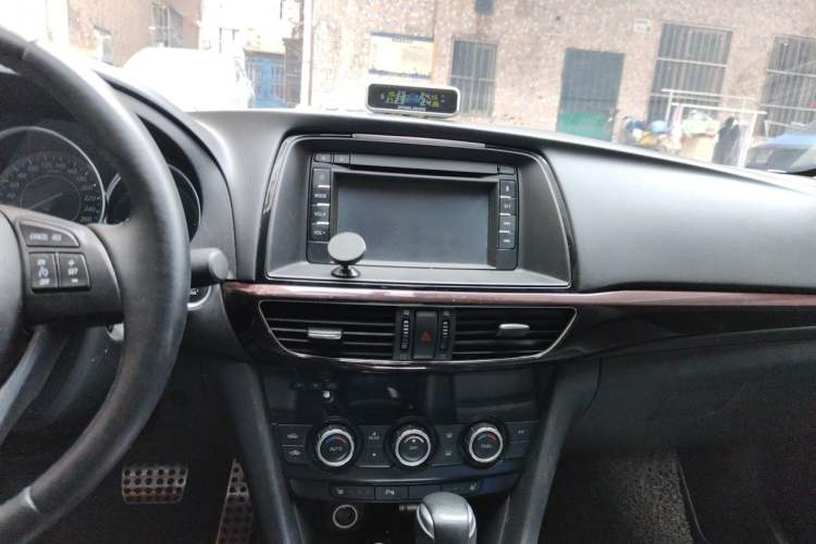 Used Mazda Atenza 2015 2.5L Blue Sky Prestige Edition Audio And AC Panel