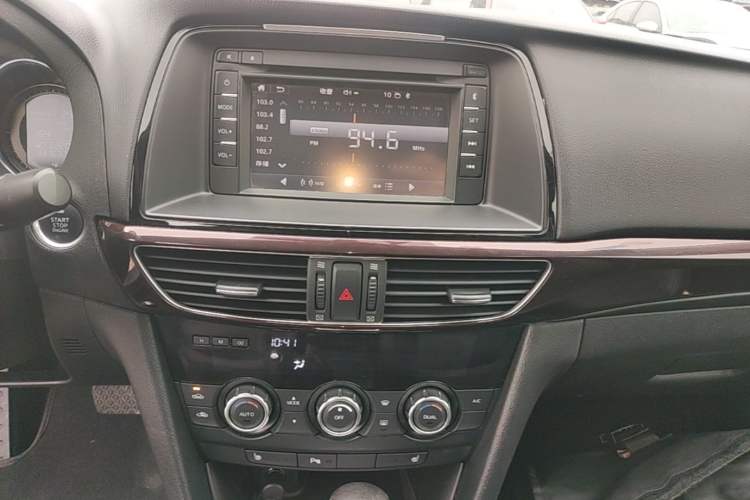 Used Mazda Atenza 2015 2.5L Blue Sky Prestige Edition Audio And AC Panel