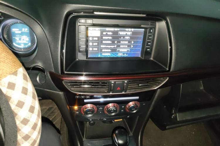 Used Mazda Atenza 2015 2.5L Blue Sky Prestige Edition Audio And AC Panel